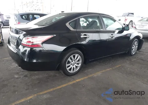 2015 Nissan Altima 2.5 S z USA, uszkodzony, nr VIN 1N4AL3AP0FC182756